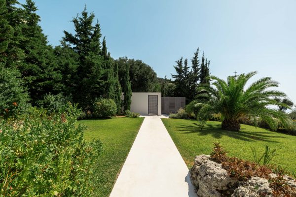 Villa-Rabia-Exterior (2)