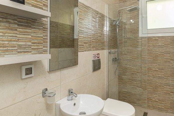 villa-rabia-bathroom (3)